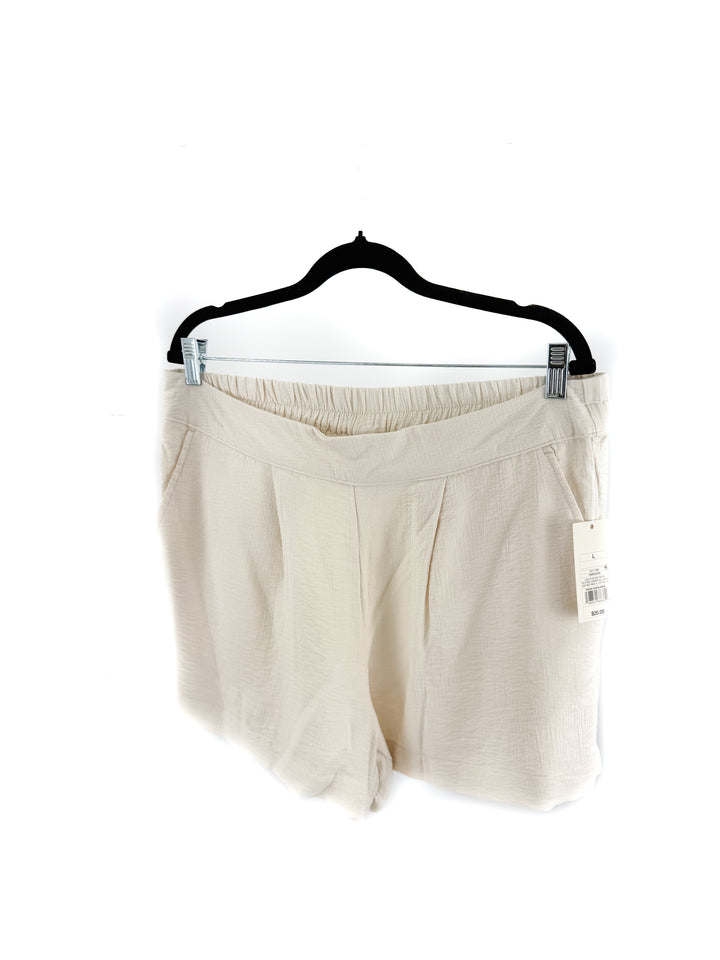 a new day cream gauzy shorts NWT (L)