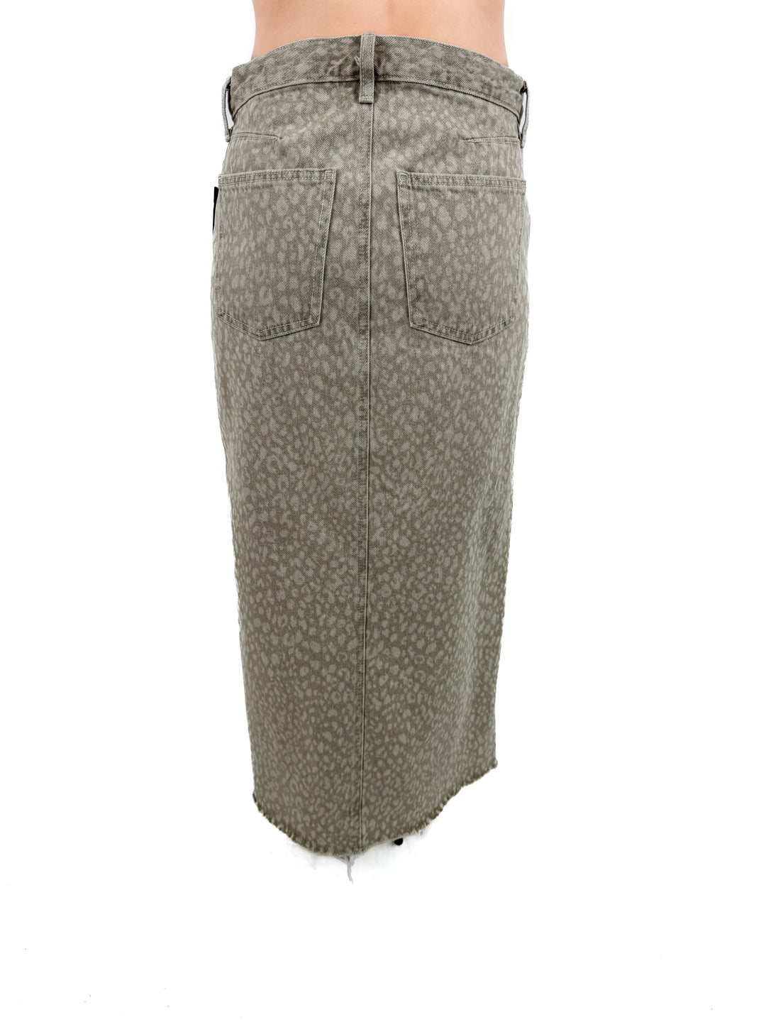 Universal Threads tan mineral denim skirt (4; retail $36)
