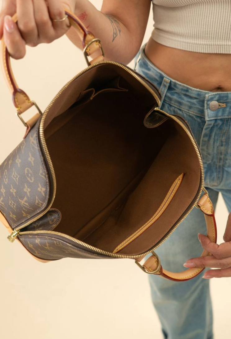 Louis Vuitton Monogram Alma (retail $2500)