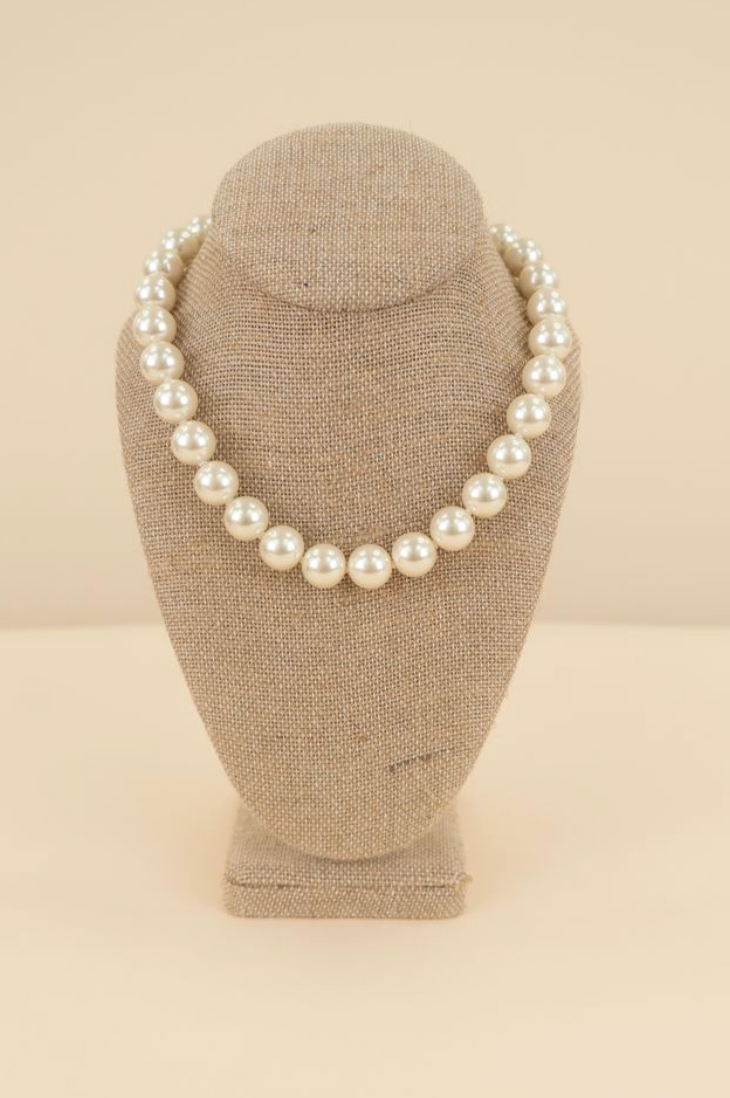 Chanel Resin Pearl Necklace (vintage)