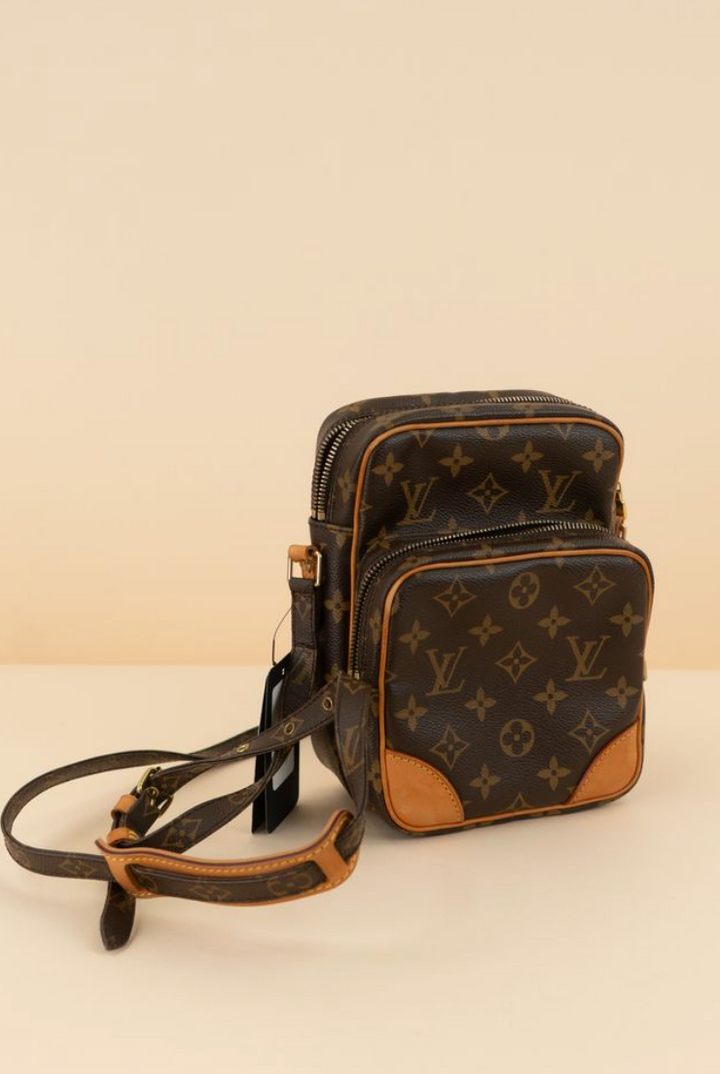 louis vuitton vintage monogram amazone crossbody (vintage)