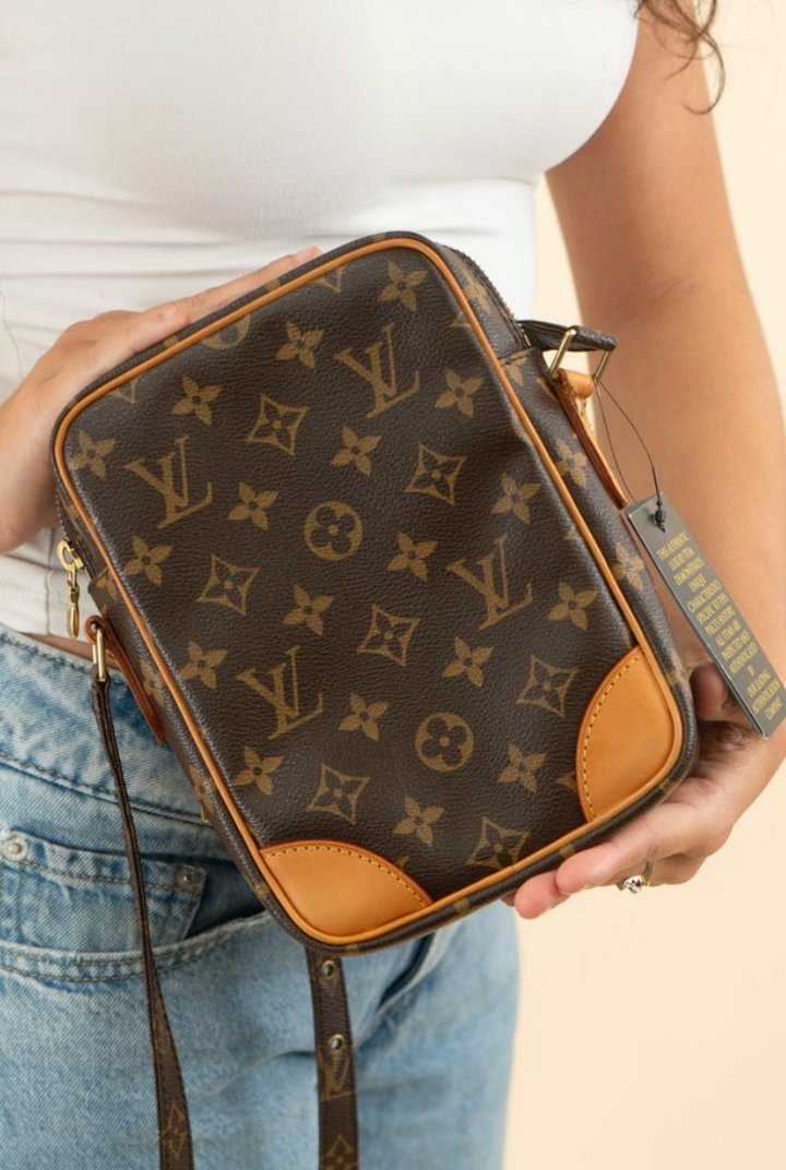 louis vuitton vintage monogram amazone crossbody (vintage)