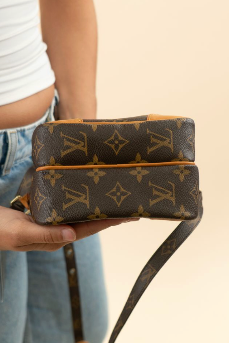 louis vuitton vintage monogram amazone crossbody (vintage)