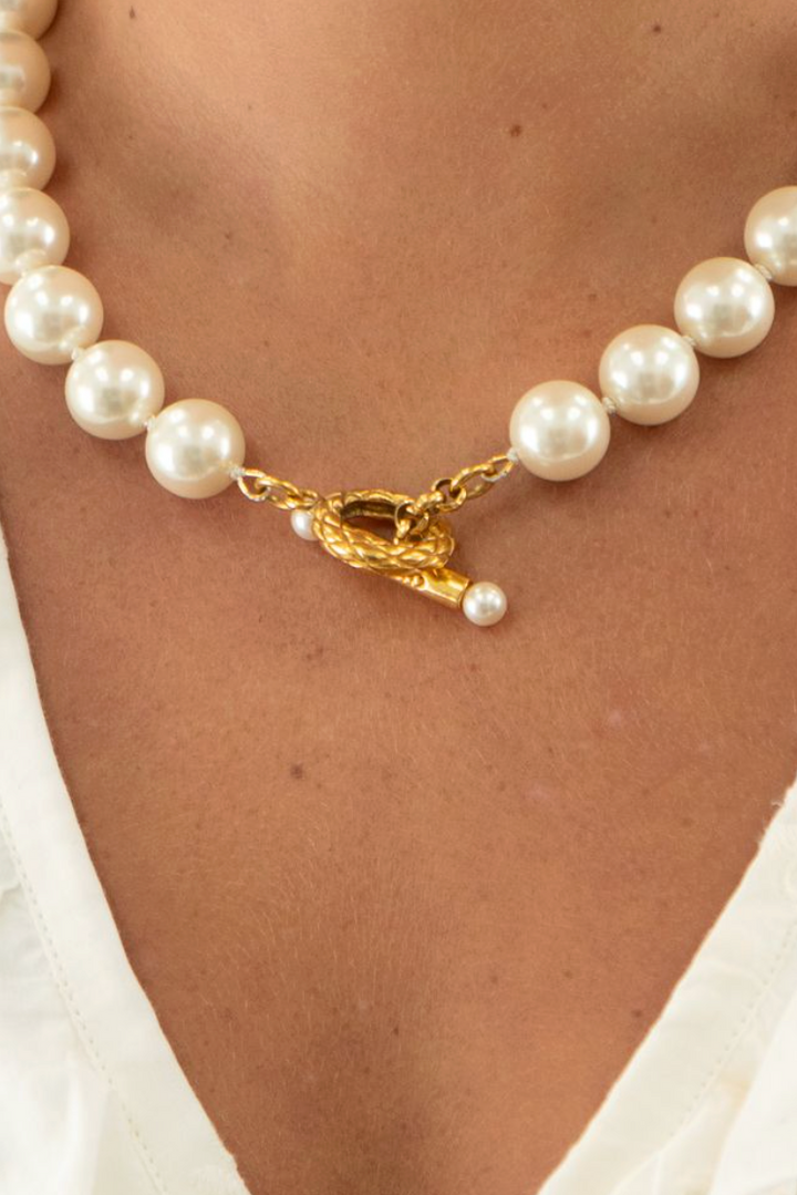 Chanel Resin Pearl Necklace (vintage)