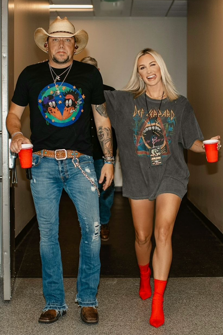 AUCTION def leppard charcoal grey "love bites" graphic tee (os)