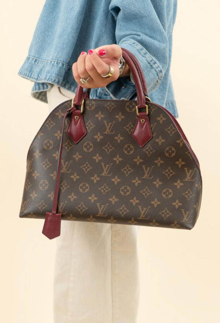 Louis Vuitton Alma BNB
