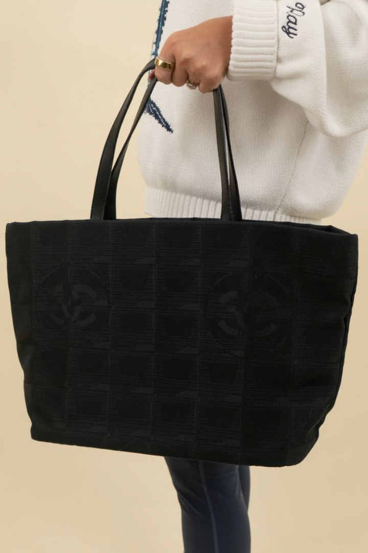 Chanel New Travel Line Tote (vintage)