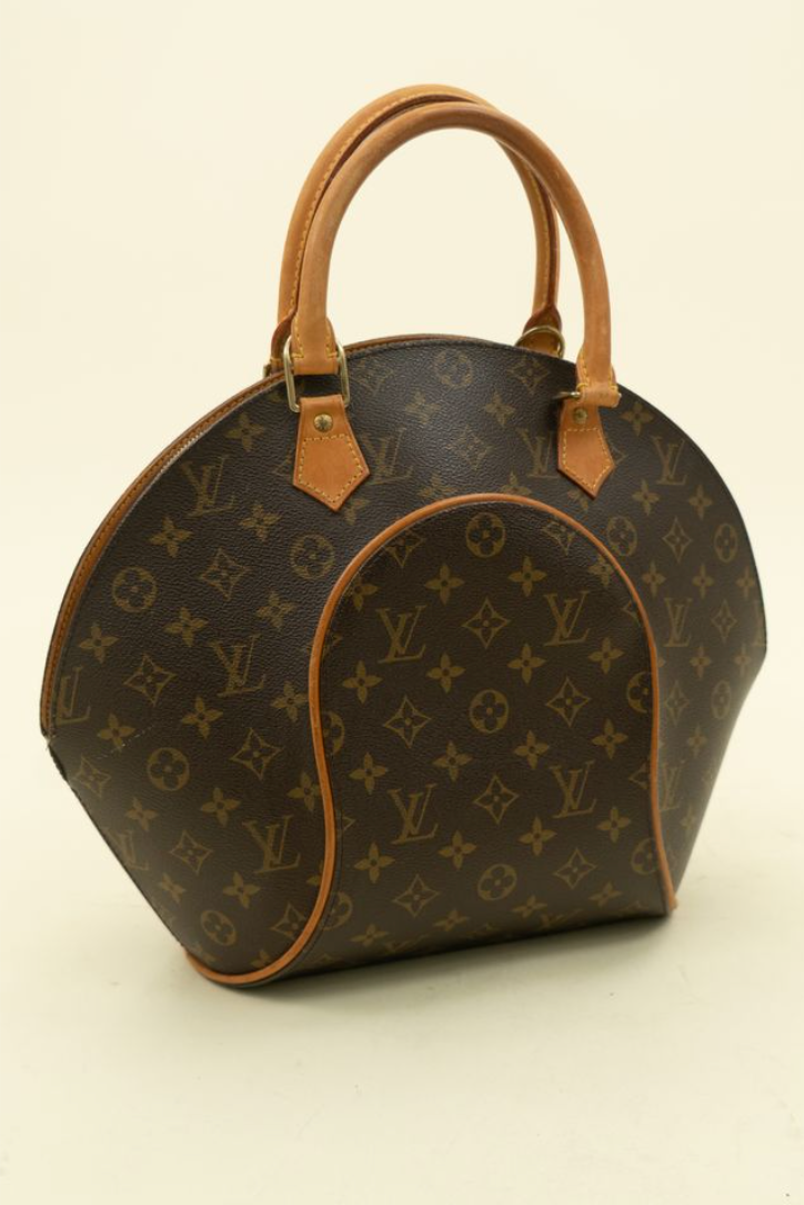 Louis Vuitton Monogram Ellipse MM (est. retail $2,100)