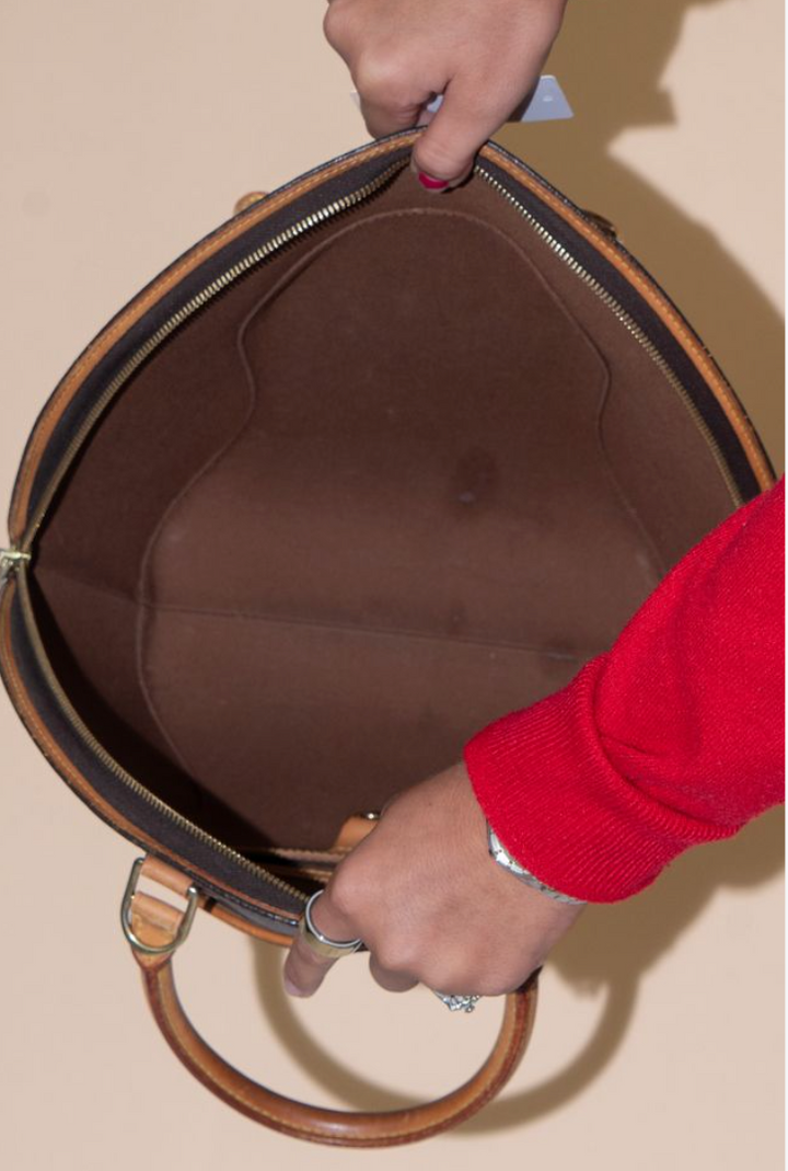 Louis Vuitton Monogram Ellipse MM (est. retail $2,100)