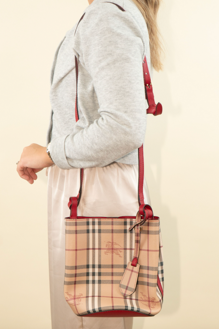 Burberry Lorne Bucket Bag, Small